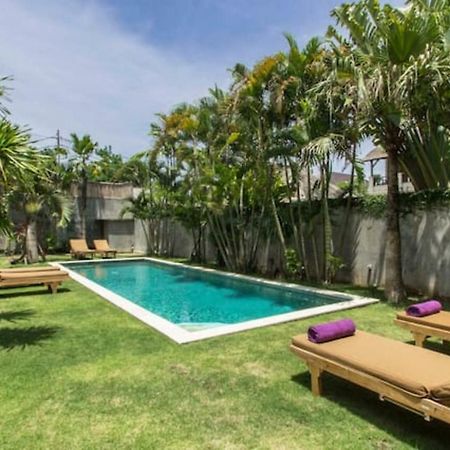 Villa Kundalini Seminyak Exteriör bild